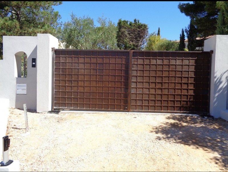 Installation moteur enterré BFT portail battant par abd automatismes Les Pennes Mirabeau