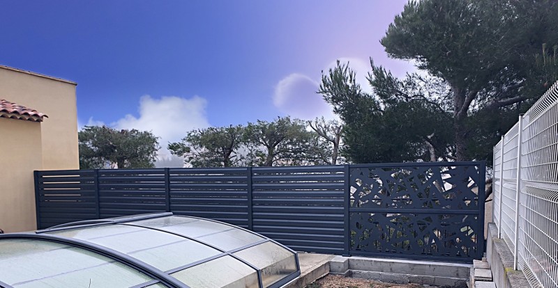 Où acheter une clôture ajourée vers Châteauneuf-les-Martigues?