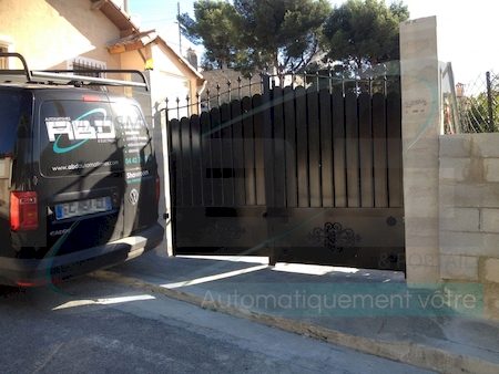 Notre zone d'activité pour ce service Contrat d'entretien avec visites annuelles obligatoires pour portail électrique d'entreprise incluant vérification conformité et maintenance préventive